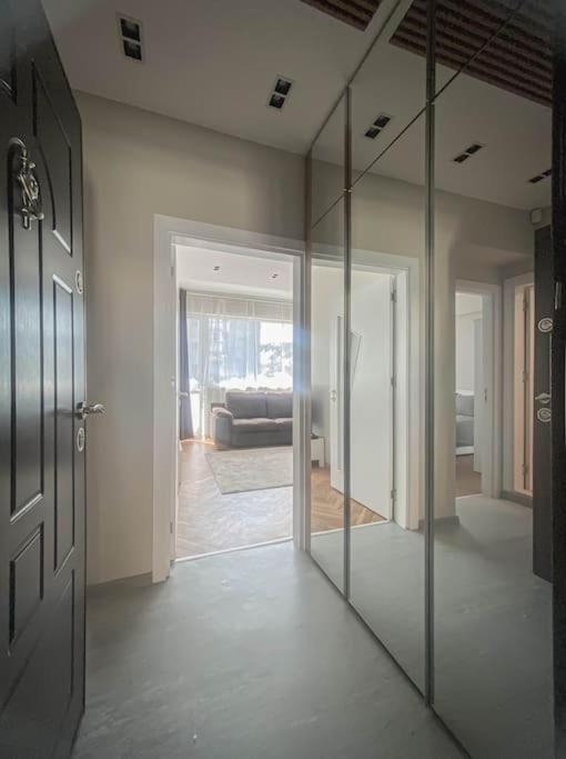 Central Apartment In וארנה מראה חיצוני תמונה